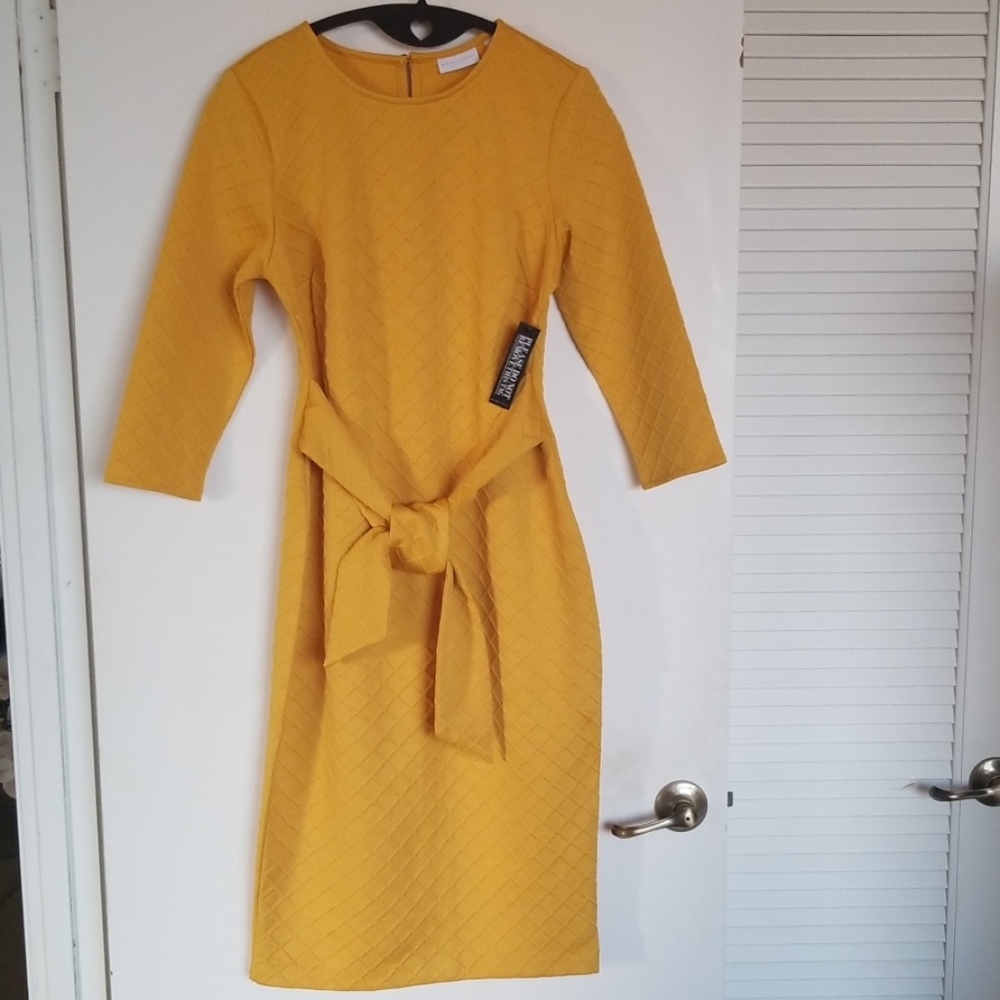 NY&Co NWT M Gold 7th Avenue Tie-Front Sheath Dress